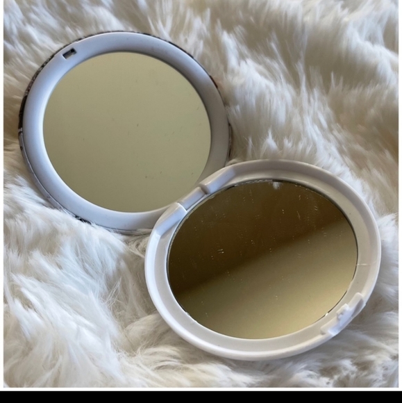 Vanity Mirror Keychains. - Picture 2 of 9